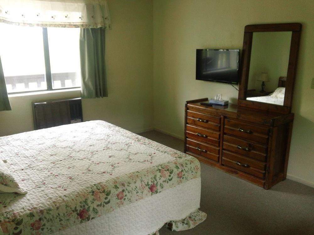 Bonnie Springs Ranch Motel Blue Diamond Extérieur photo