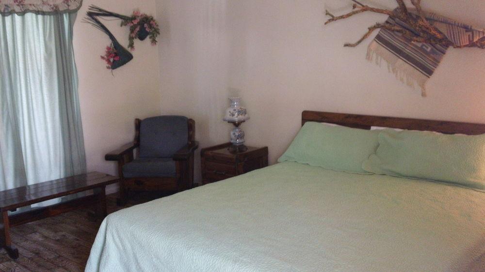 Bonnie Springs Ranch Motel Blue Diamond Extérieur photo