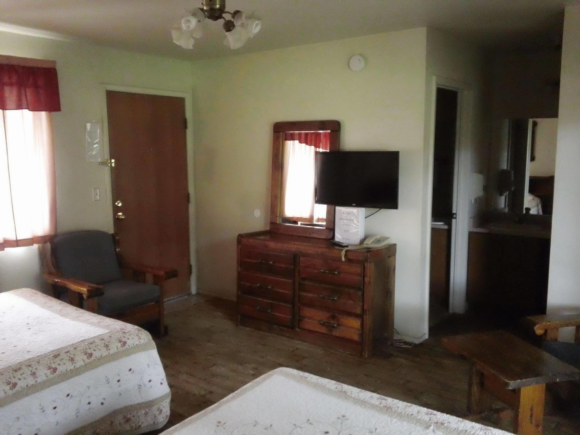 Bonnie Springs Ranch Motel Blue Diamond Extérieur photo
