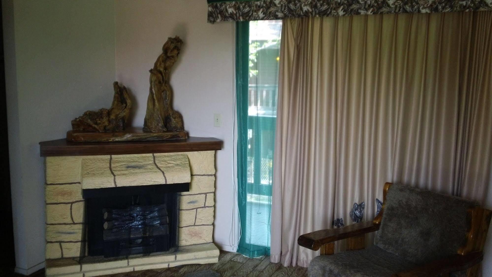 Bonnie Springs Ranch Motel Blue Diamond Extérieur photo